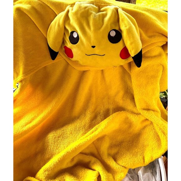 Pokémon Pikachu Fleece Blanket Pillow Throw Wrap Yellow Kids Sleeping Bed Nap - Picture 2 of 7